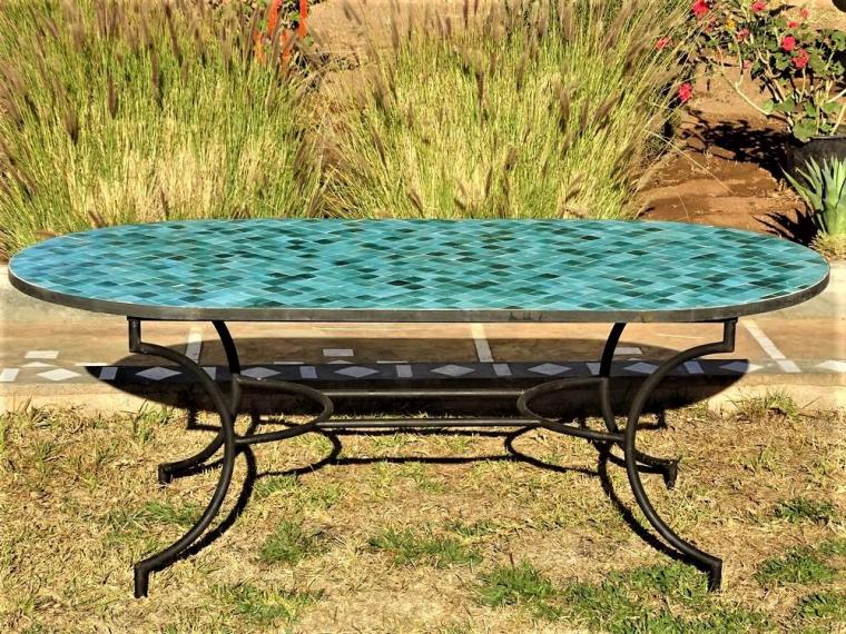 "Table en Zellige Turquoise  : Un bijou artisanal pour sublimer votre espace"